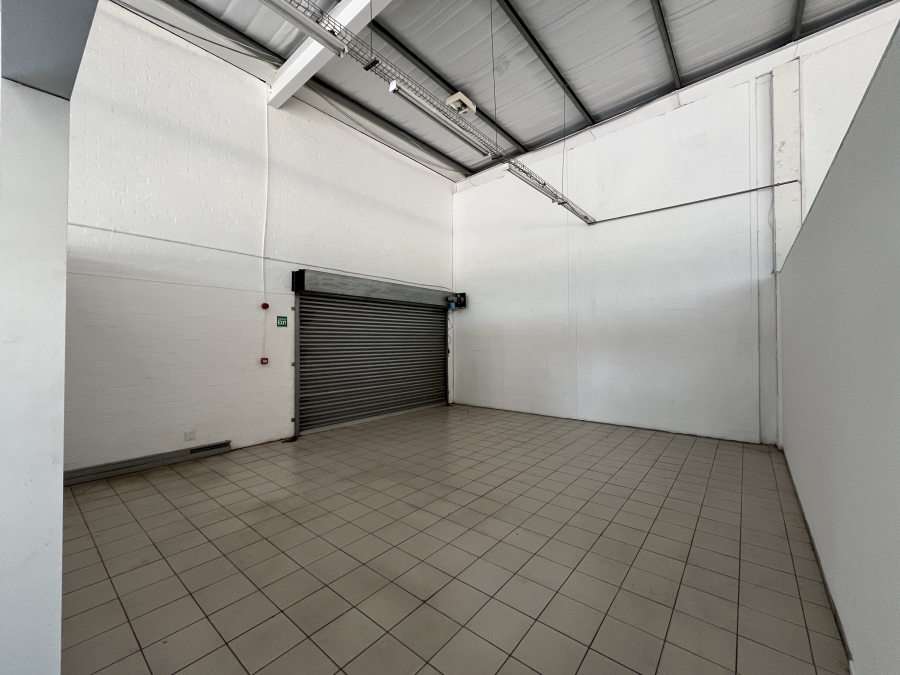 To Let commercial Property for Rent in Sanddrift Western Cape